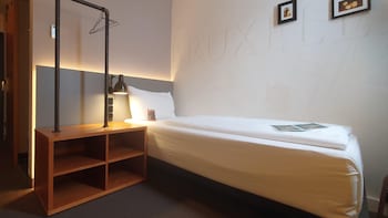 penta Single Room