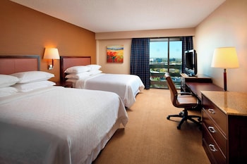 Club Room, 2 Queen Beds