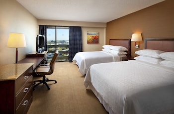 Club Room, 2 Queen Beds