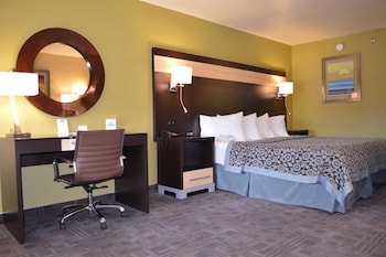 Room, 1 King Bed, Non Smoking, Microwave
