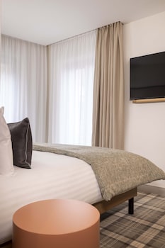 Superior Double or Twin Room (with Spa Access)