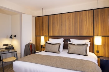 Deluxe Room (with Spa Access)