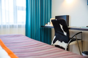 Room (Guest)