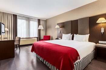 Superior Room (Extra Bed 2 adults + 1 child)