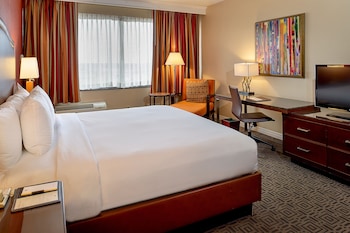Deluxe Room, 1 King Bed