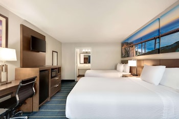 Deluxe Room, 2 Queen Beds, Non Smoking