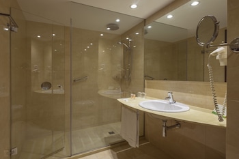 Double Room Single Use, 1 Queen Bed
