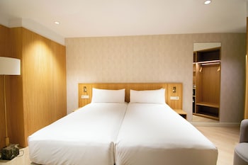 Comfort Twin Room
