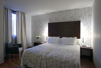 Junior Suite, 1 King Bed