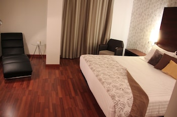 Junior Suite, 1 King Bed