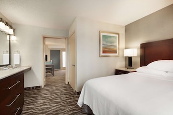 Suite, Accessible, Bathtub