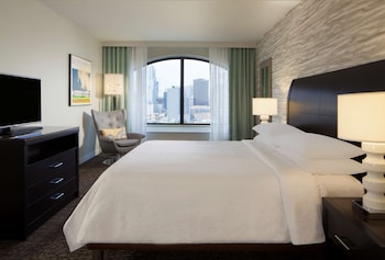 Suite, 1 Bedroom, Accessible (Mobility, Roll-in Shower)
