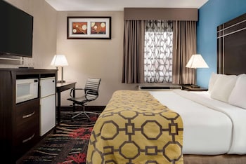 Suite, 1 King Bed, Non Smoking, Jetted Tub