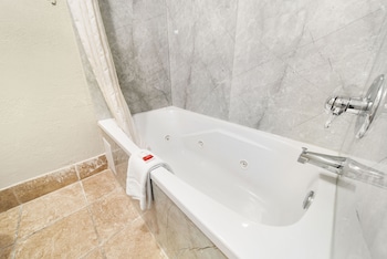 Suite, 1 King Bed, Non Smoking, Jetted Tub