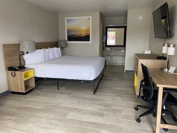 Room, 1 King Bed, Accessible, Non Smoking