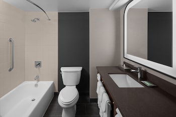 Room, 2 Queen Beds, Smoking (Mobility Accessible, Tub)