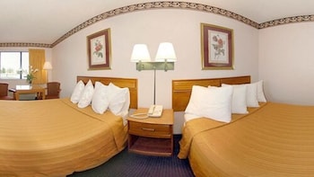 Room, 2 Double Beds, Accessible, Smoking