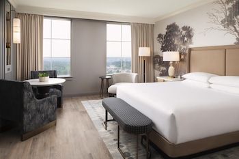 Club Room, 1 King Bed