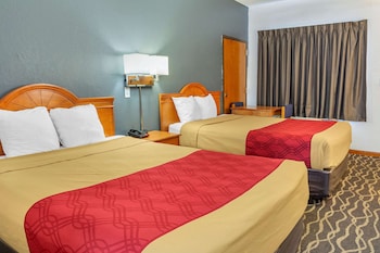 Standard Room, 2 Queen Beds, Non Smoking