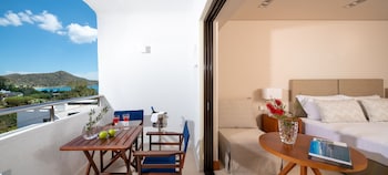 Classic Room, Partial Sea View