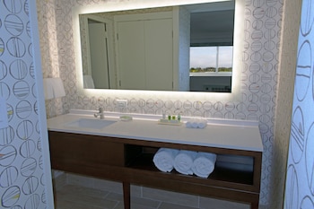 Standard Room, 2 Queen Beds
