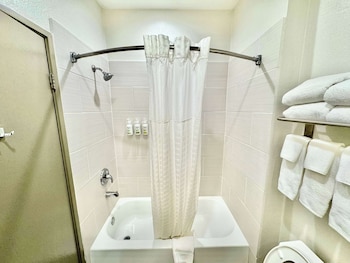 Room, 2 Queen Beds, Non Smoking