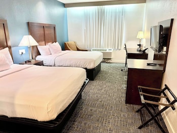 Room, 2 Queen Beds, Non Smoking