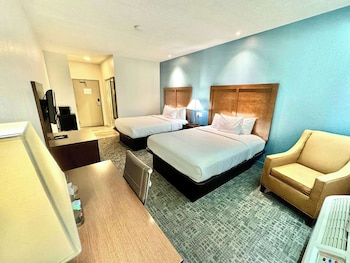 Room, 2 Queen Beds, Non Smoking