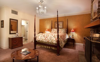 Room, 1 Queen Bed (106), Stairs Required