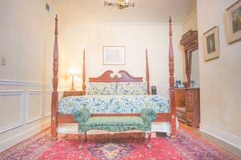 Room, 1 Queen Bed (304), Stairs Required