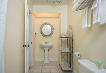 Room, 1 Queen Bed (206), Stairs Required