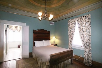 Room, 1 Queen Bed (302), Stairs Required