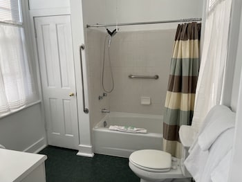 Room, 1 King Bed (405), Stairs Required