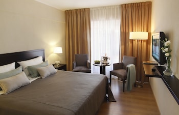Superior Room, 1 King Bed, City View