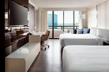 Club Room, 2 Double Beds