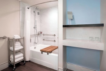Room, 1 King Bed