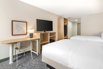Room, 2 Queen Beds