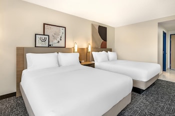 Room, 2 Queen Beds