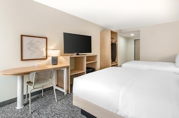 Room, 2 Queen Beds, Accessible (Hearing)