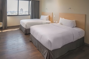 Signature Twin Room