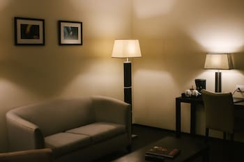 Deluxe Suite, 1 King Bed