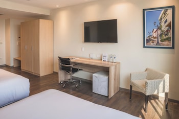 Signature Twin Room