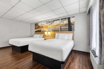 Room, 2 Queen Beds, Accessible, Non Smoking (Mobility Accessible)