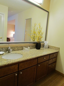 Suite, 2 Bedrooms