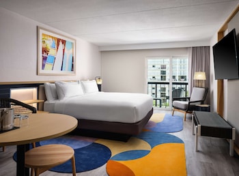 Presidential Suite, 1 King Bed, Balcony (Oceanfront)