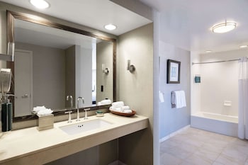 Presidential Suite, 1 King Bed, Bay View