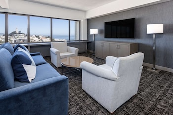 Junior Suite, 1 King Bed, Bay View
