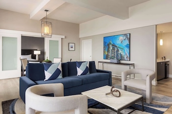 Presidential Suite, 1 King Bed, Balcony, Bay View