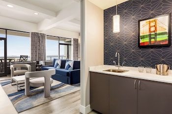 Presidential Suite, 1 King Bed, Balcony, Bay View