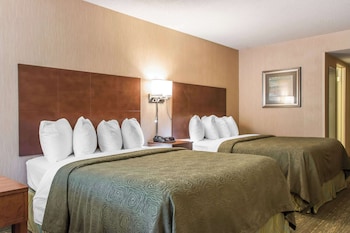 Standard Room, 2 Queen Beds, Non Smoking